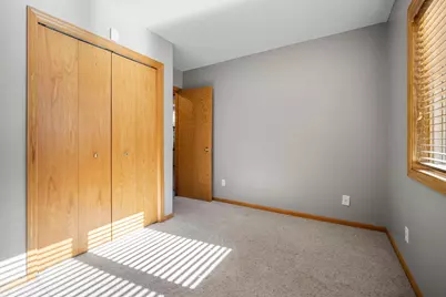960 Wildflower Court, Eagan, MN 55123 - Photo 28