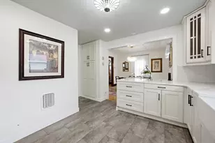1202 4th St N, Fargo, ND 58102 - Photo 12