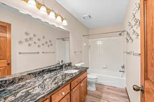 1722 Orchard Dr, Woodbury, MN 55125 - Photo 38