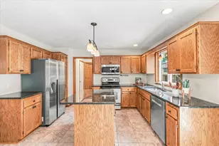 1722 Orchard Dr, Woodbury, MN 55125 - Photo 14