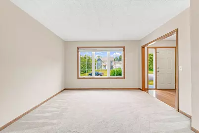 1722 Orchard Drive, Woodbury, MN 55125 - Photo 8