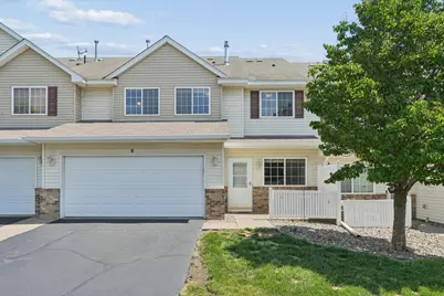 3560 Sterling Heights Drive #B, River Falls, WI 54022 - Photo 2