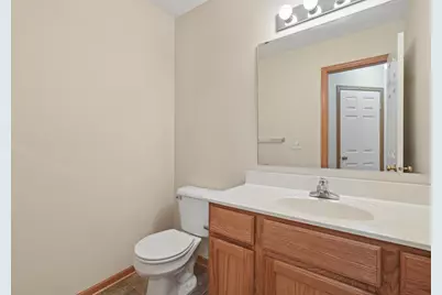 3560 Sterling Heights Drive #B, River Falls, WI 54022 - Photo 10