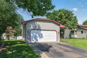 1652 84th Ct N, Brooklyn Park, MN 55444 - Photo 2