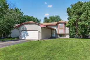 1652 84th Ct N, Brooklyn Park, MN 55444 - Photo 1