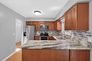 1652 84th Ct N, Brooklyn Park, MN 55444 - Photo 12
