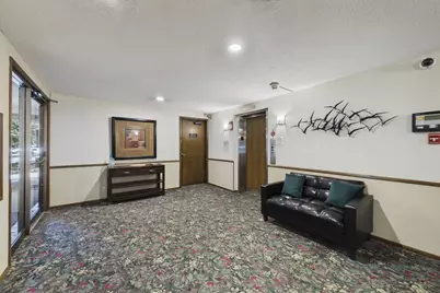 260 Westview Drive #303, West Saint Paul, MN 55118 - Photo 4