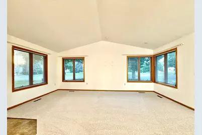 939 Mayvis Boulevard, Mankato, MN 56001 - Photo 14