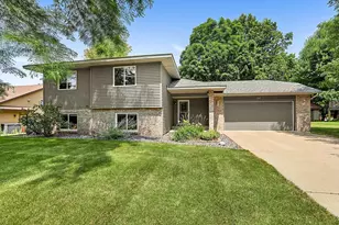 737 4th St N, Sartell, MN 56377 - Photo 1