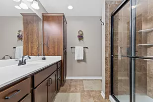 914 Prestwick Dr, Belle Plaine, MN 56011 - Photo 6