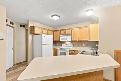 1863 Riverwood Drive #14, Burnsville, MN 55337 - Photo 6