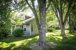 335 Creekview Ct, Baldwin, WI 54002 - Photo 4