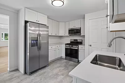 4241 Yosemite Avenue S, Saint Louis Park, MN 55416 - Photo 4