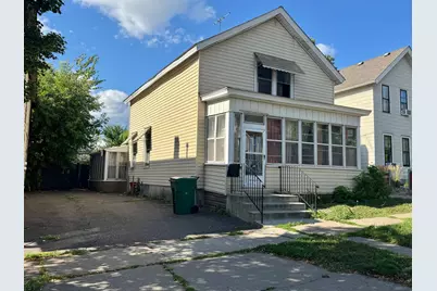 693 5th Street E, Saint Paul, MN 55106 - Photo 1