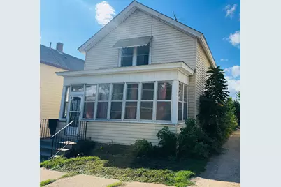 693 5th Street E, Saint Paul, MN 55106 - Photo 2