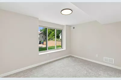 2318 Buchanan Street NE, Minneapolis, MN 55418 - Photo 34