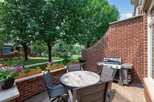 10776 Falling Water Ln, Woodbury, MN 55129 - Photo 2