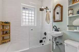 3904 Thomas Ave S, Minneapolis, MN 55410 - Photo 24