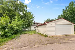 3230 Colfax Ave N, Minneapolis, MN 55412 - Photo 36