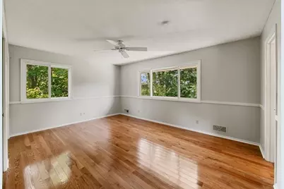 1329 Kassan Drive, South Saint Paul, MN 55075 - Photo 10