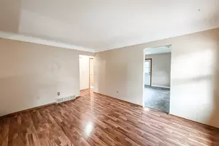 145 Jessamine Ave E, Saint Paul, MN 55117 - Photo 6