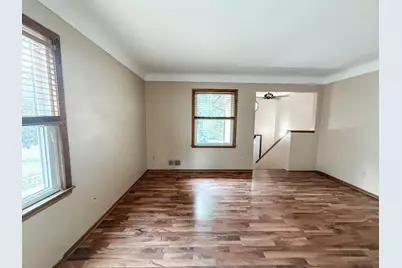 145 Jessamine Avenue E, Saint Paul, MN 55117 - Photo 4