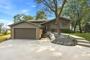 767 Mallalieu Dr, Hudson, WI 54016 - Photo 74
