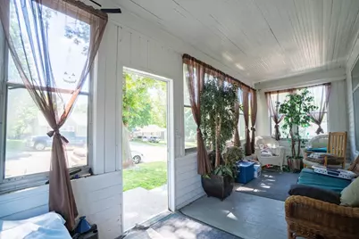 411 E Gustavus Avenue, Fergus Falls, MN 56537 - Photo 6