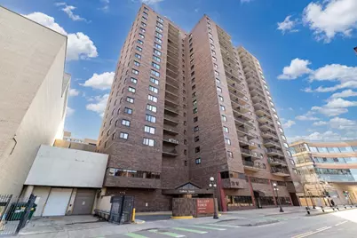 26 10th St W #610, Saint Paul, MN 55102 - Photo 1