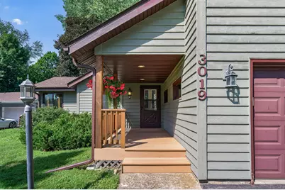 3019 Bluffs Lane, Mound, MN 55364 - Photo 2