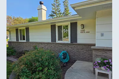 1202 Martin Road, Albert Lea, MN 56007 - Photo 2