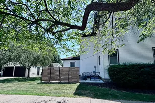 203 S Garden St, Lake City, MN 55041 - Photo 6