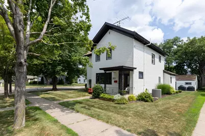 203 S Garden Street, Lake City, MN 55041 - Photo 2