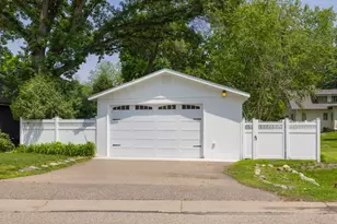 150 1st St, Excelsior, MN 55331 - Photo 34