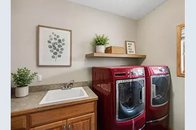 8150 9th Street Place N, Oakdale, MN 55128 - Photo 28