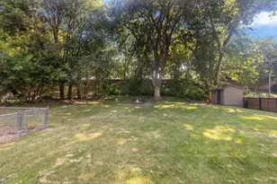 1310 Welcome Ave N, Golden Valley, MN 55422 - Photo 32