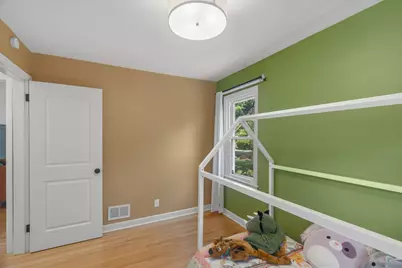 1310 Welcome Avenue N, Golden Valley, MN 55422 - Photo 14