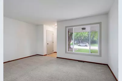 728 6th Avenue S, Hopkins, MN 55343 - Photo 4