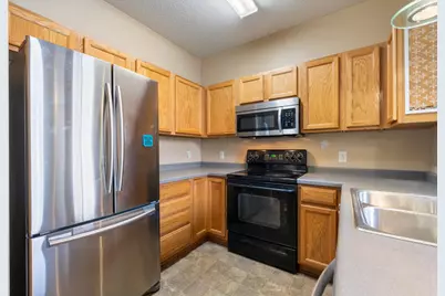 6826 Pine Crest Trail S, Cottage Grove, MN 55016 - Photo 4