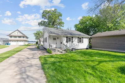 555 N Shore Drive, Forest Lake, MN 55025 - Photo 4