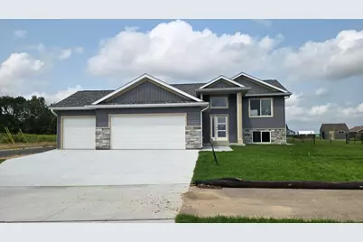 1801 12th Avenue NE, Austin, MN 55912 - Photo 2