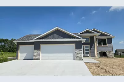 1801 12th Avenue NE, Austin, MN 55912 - Photo 2