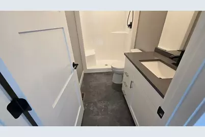 1801 12th Avenue NE, Austin, MN 55912 - Photo 18