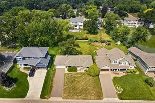 5308 Forslin Dr, Edina, MN 55436 - Photo 2