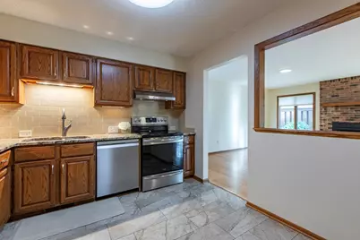 2205 Baihly Court SW, Rochester, MN 55902 - Photo 8