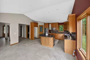 4110 Juneau Ln N, Plymouth, MN 55446 - Photo 10