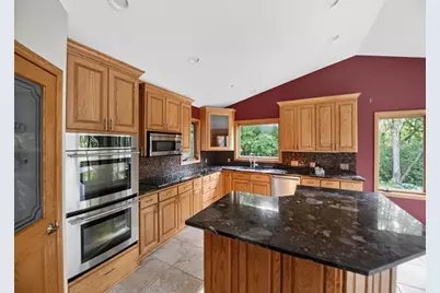 4110 Juneau Lane N, Plymouth, MN 55446 - Photo 8