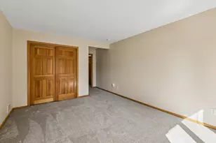 14374 Peninsula Point Dr, Savage, MN 55378 - Photo 32