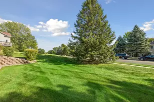 14374 Peninsula Point Dr, Savage, MN 55378 - Photo 36