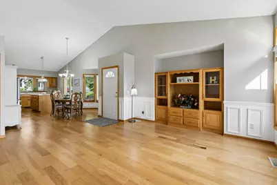 14374 Peninsula Point Drive, Savage, MN 55378 - Photo 6